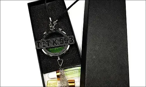 gallery-fragrance-dispenser-car-2