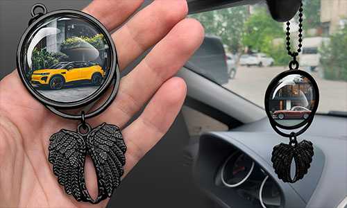 gallery-car-mirror-chain-round-wings-with-photo-1
