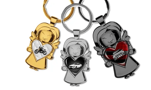 Roztomilý přívěsek s andělem strážným se stolem personalizovaný
