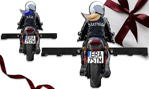 Parádní nástěnný držák na klíče pro motorku – s tvým jménem a SPZ!
