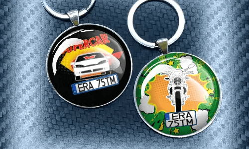 Keychain comic round