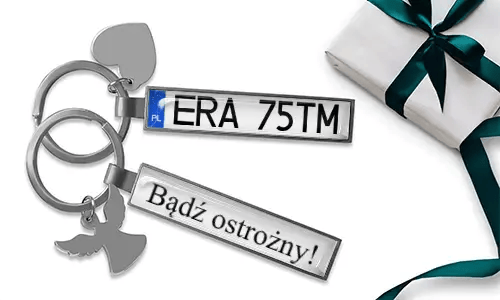 License plate keychain gift for husband with engraved message