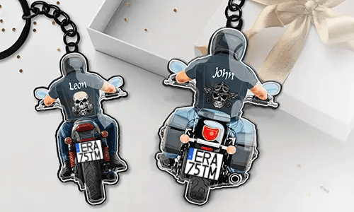 Portachiavi da motociclista con il nome del tuo nonno!