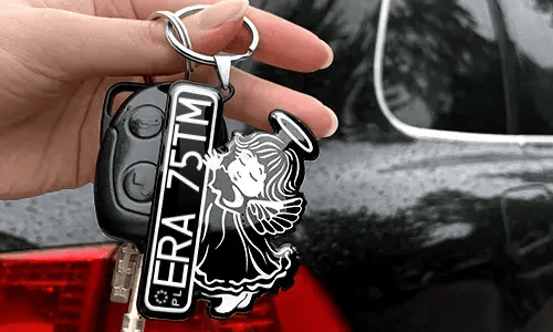 gallery-guardian-angel-keychain-3