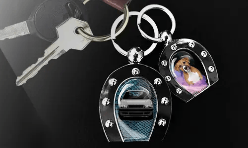 gallery-photo-horseshoe-keychain-2