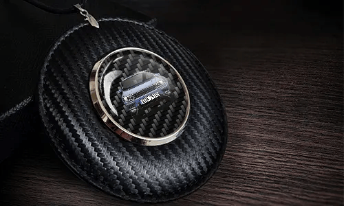 gallery_carbon_mirror_decor_with_silhouette_2