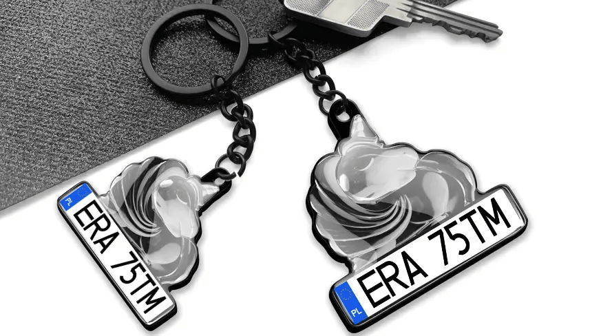 head-keychain-unicorn-epoxy-with-license-plate