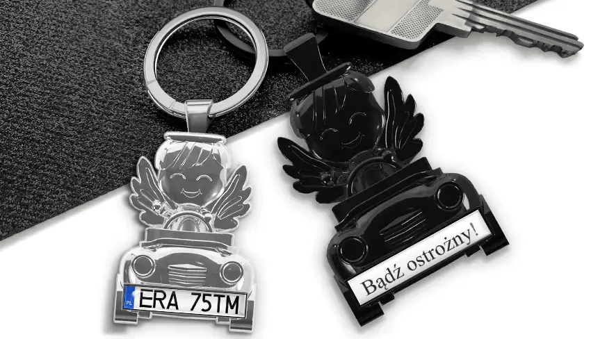 head-keychain-angel-in-car-license-plate-coated